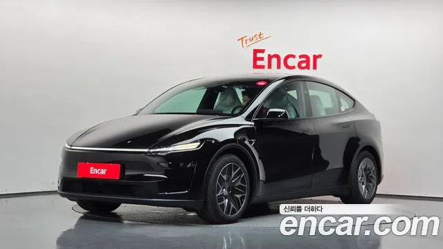 Фотография автомобиля — Tesla Model Y