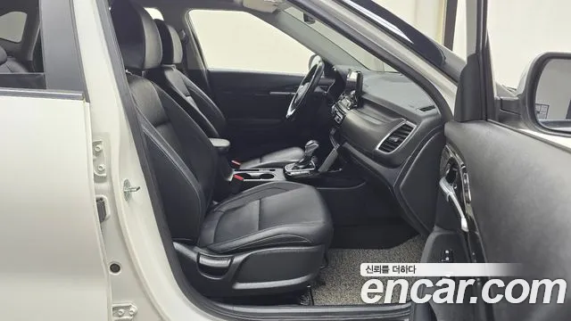 Kia Seltos Seltos Бензин 1.6 турбо 2WD — Фото автомобиля 11