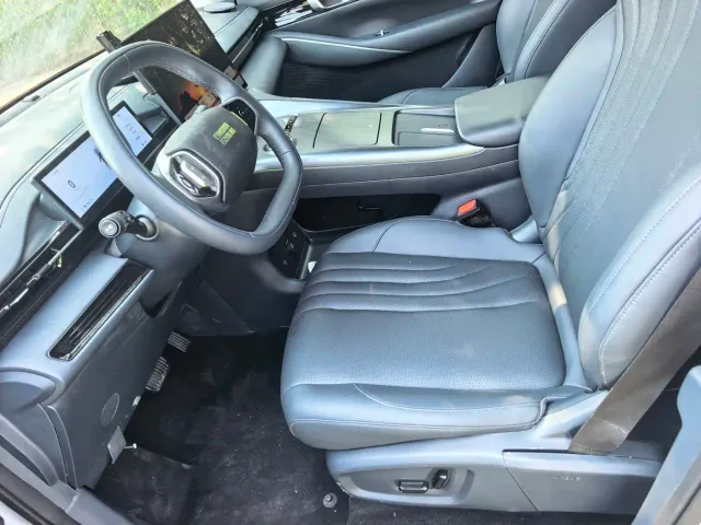 Geely Galaxy E5 — Фото автомобиля 4