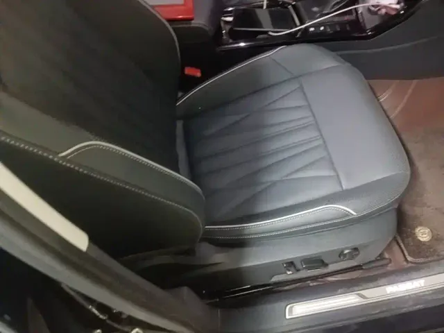 Volkswagen Passat — Фото автомобиля 24