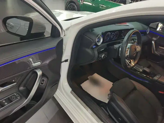 Mercedes-Benz A-Class — Фото автомобиля 15