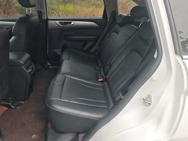 Haval M6 — Фото автомобиля 16
