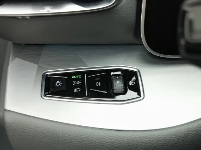 ARCFOX Arcfox Alpha S 2021 708S+ 160kW — Фото автомобиля 21