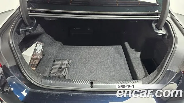 BMW 5 Series — Фото автомобиля 24