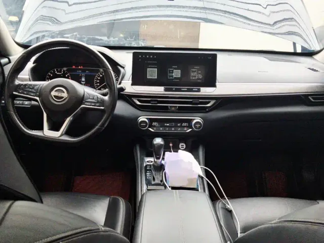 Nissan Teana — Фото автомобиля 12