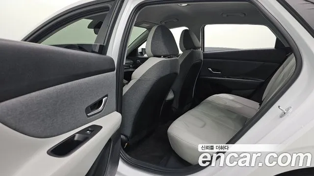 Hyundai Avante CN7 — Фото автомобиля 18