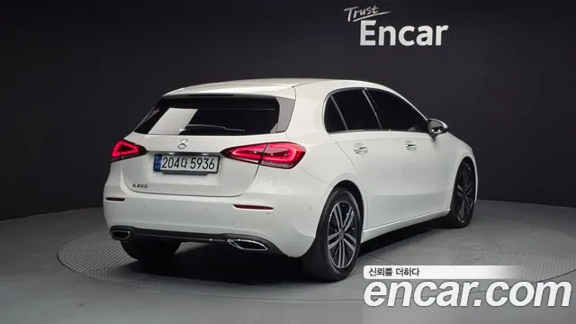 Mercedes-Benz A-Class — Фото автомобиля 2
