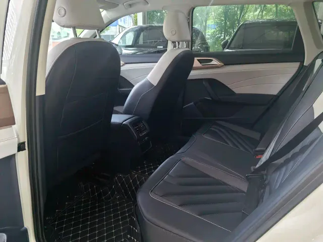 Volkswagen Tharu — Фото автомобиля 5
