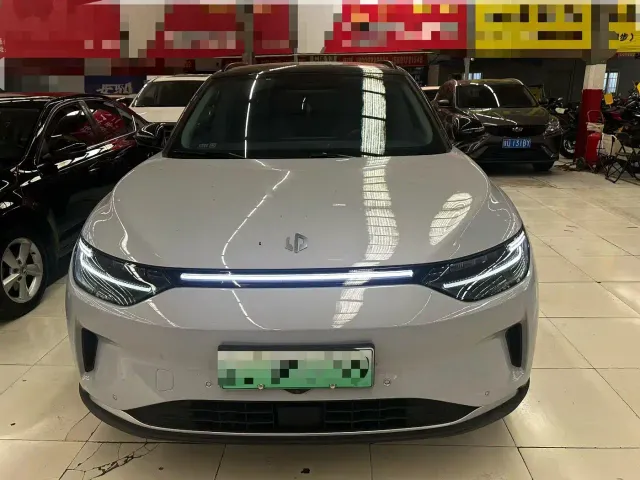 Leapmotor C11 — Фото автомобиля 2