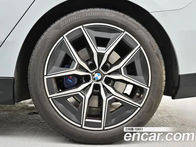BMW 5-Series — Фото автомобиля 5