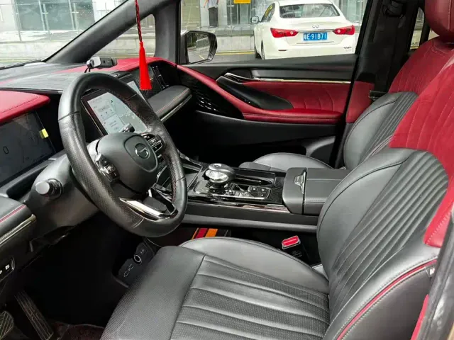 GAC Trumpchi M8 — Фото автомобиля 6