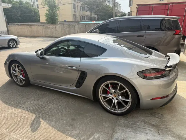 Porsche 718 — Фото автомобиля 3