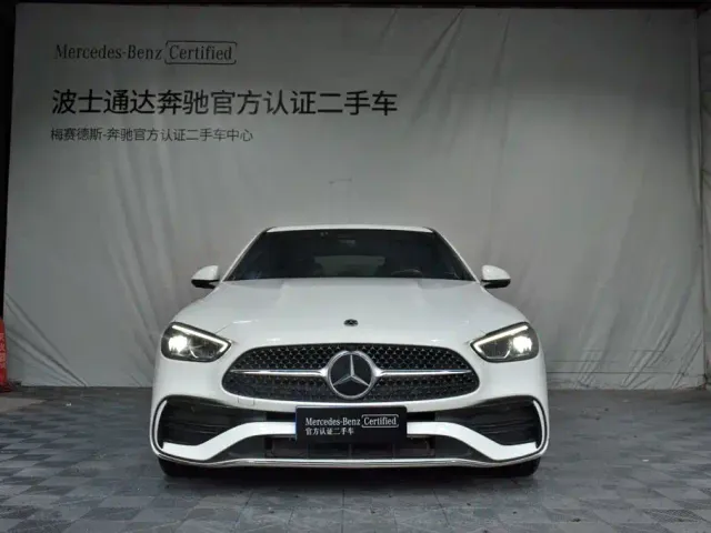 Mercedes-Benz C-Class — Фото автомобиля 3