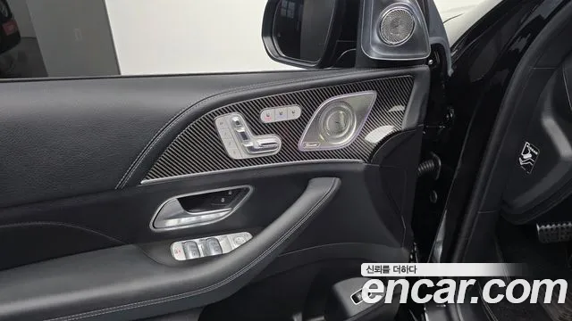 Mercedes-Benz GLE-Class — Фото автомобиля 13