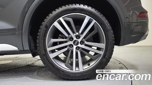 Audi Q5 — Фото автомобиля 18