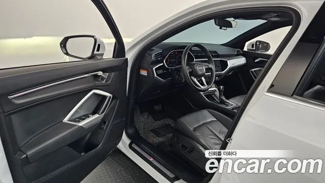 Audi Q3 35 TDI quattro Premium — Фото автомобиля 8