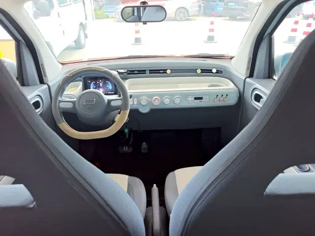 Bestune Pony — Фото автомобиля 9