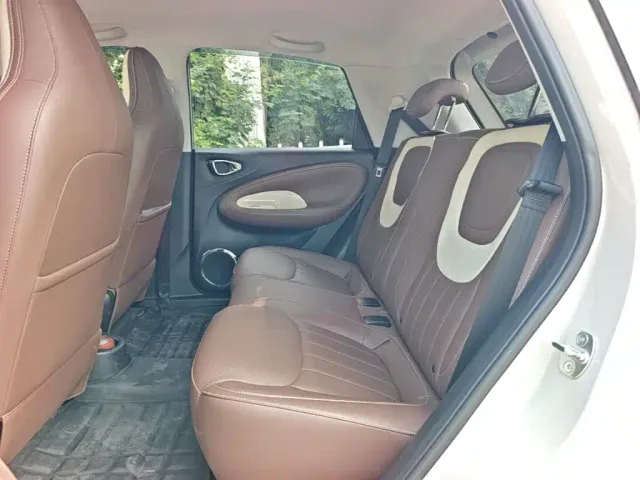 Wuling Bingo — Фото автомобиля 16