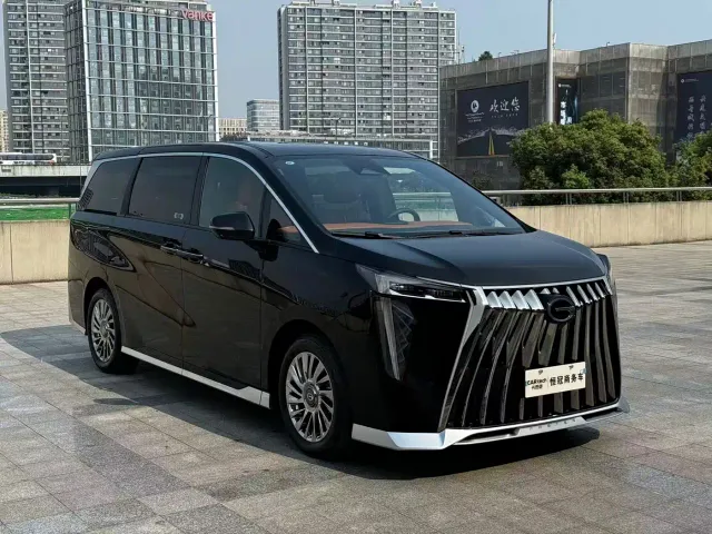 GAC Trumpchi M8 — Фото автомобиля 3