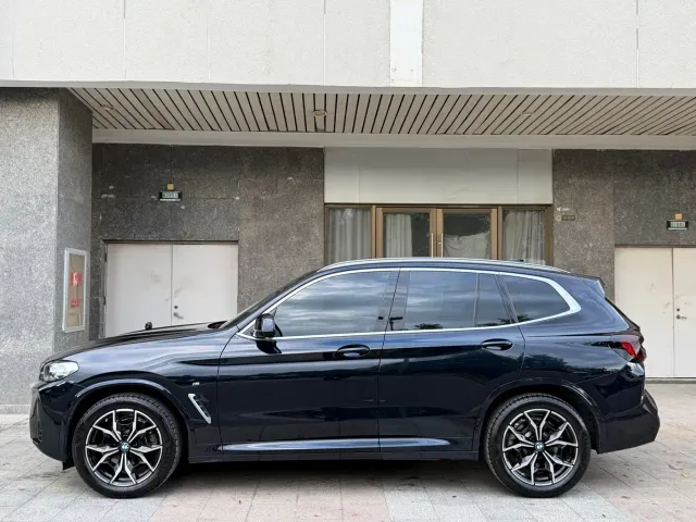 BMW X3 — Фото автомобиля 3