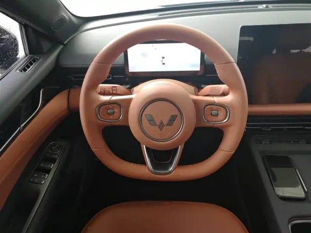 Wuling Starlight — Фото автомобиля 6