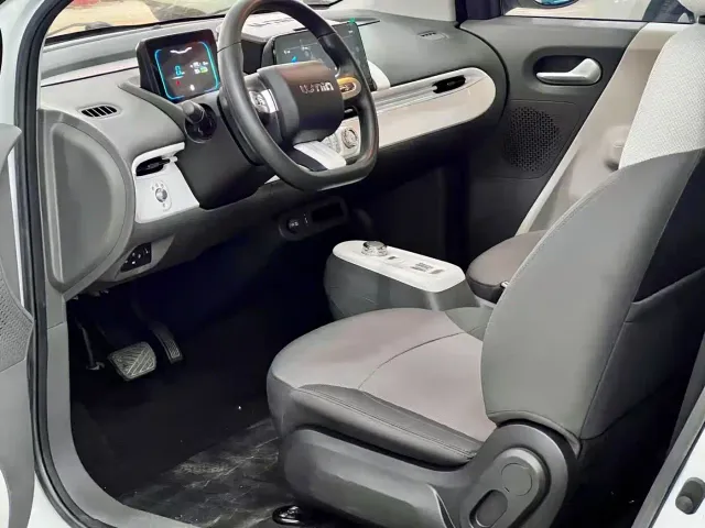 Changan Lumin — Фото автомобиля 7