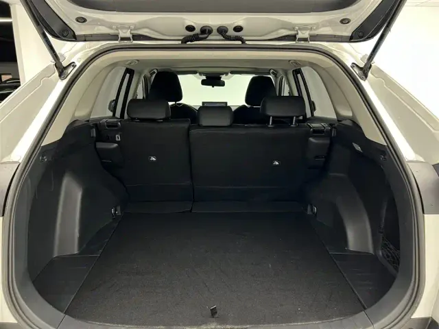 Toyota RAV4 — Фото автомобиля 17