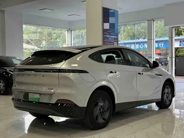 Xpeng G6 — Фото автомобиля 6