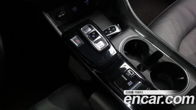Hyundai Sonata Sonata (DN8) 2.0 LPG(Для проката) — Фото автомобиля 9