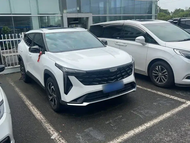 Geely Boyue — Фото автомобиля 7
