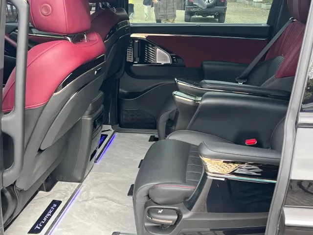 GAC Trumpchi M8 — Фото автомобиля 5