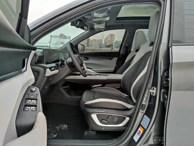 Changan CS75 Plus — Фото автомобиля 7