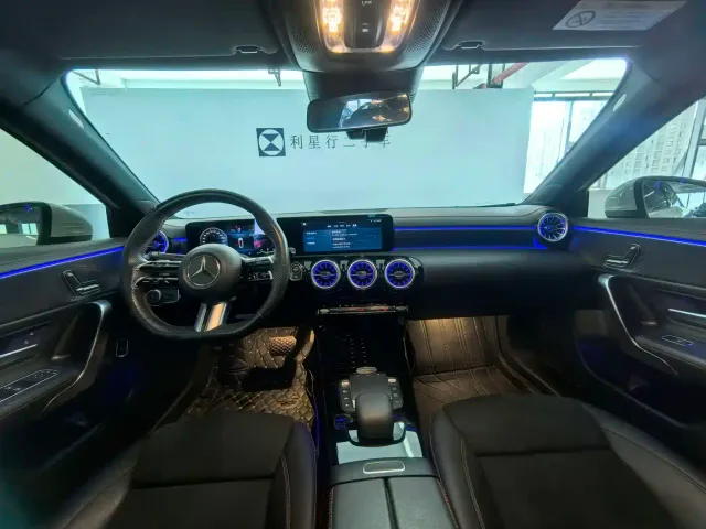 Mercedes-Benz A-Class — Фото автомобиля 11