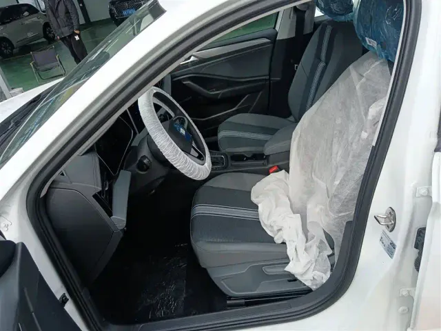 Volkswagen Sagitar — Фото автомобиля 13