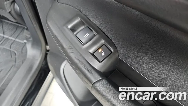 ChevroletGMDaewoo Trailblazer Новый Trailblazer 1.3 турбо 4WD — Фото автомобиля 28