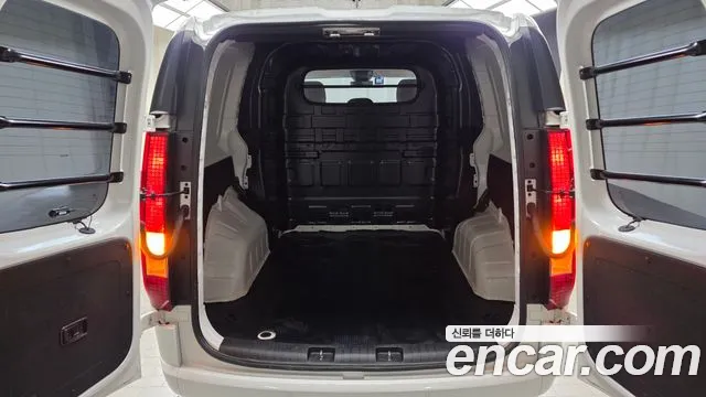 Hyundai Staria Staria Карго 5 мест — Фото автомобиля 20