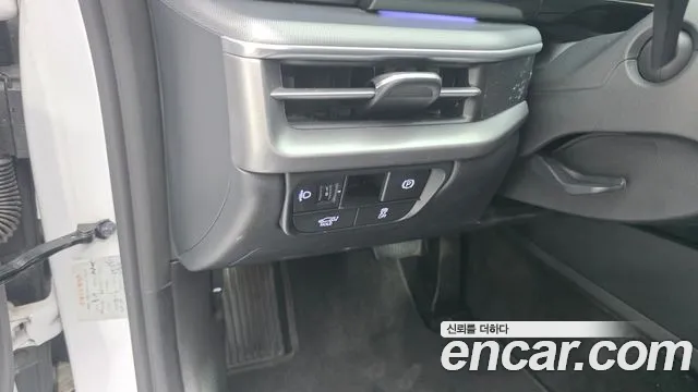 Hyundai Grandeur GN7 — Фото автомобиля 12