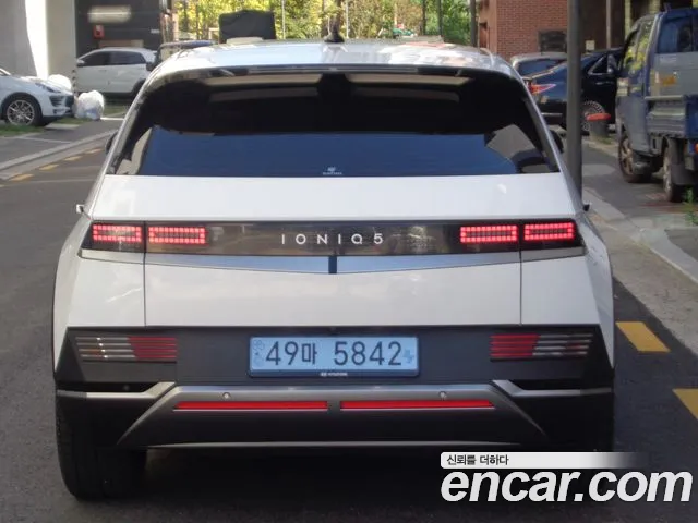 Hyundai Ioniq 5 — Фото автомобиля 4
