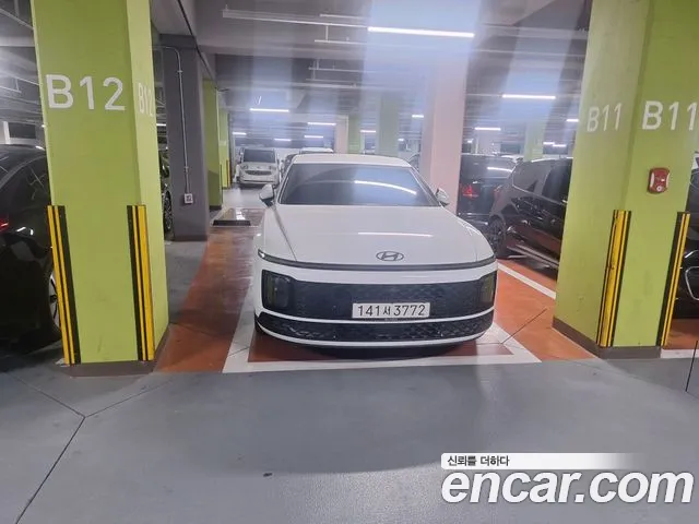Hyundai Grandeur GN7 — Фото автомобиля 3
