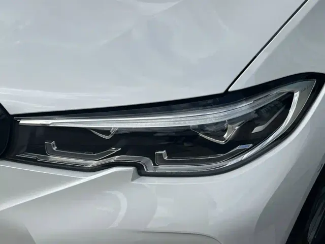 BMW 3 Series — Фото автомобиля 11
