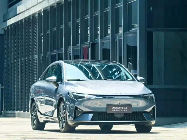 Xpeng P5 — Фото автомобиля 3