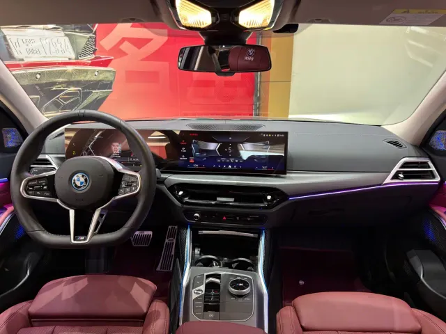 BMW i3 — Фото автомобиля 7