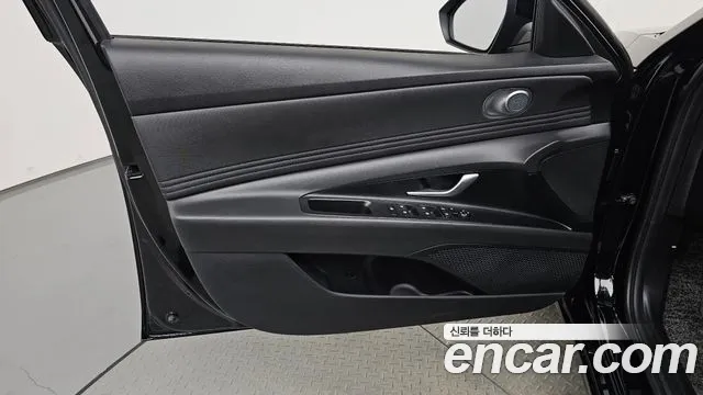 Hyundai Avante CN7 — Фото автомобиля 13