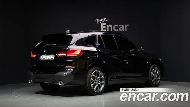 BMW X1 — Фото автомобиля 2