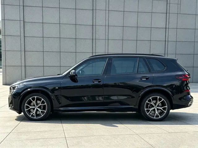 BMW X5 — Фото автомобиля 3