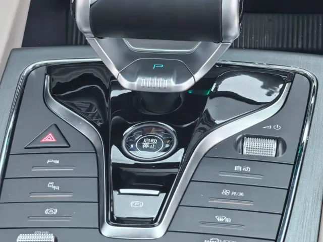 BYD Yuan PLUS — Фото автомобиля 6