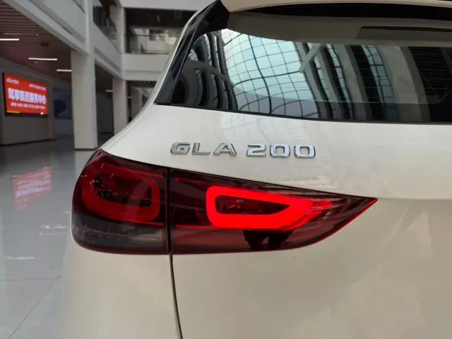 Mercedes-Benz GLA-Class — Фото автомобиля 23