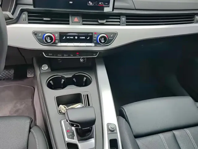 Audi A4L — Фото автомобиля 18