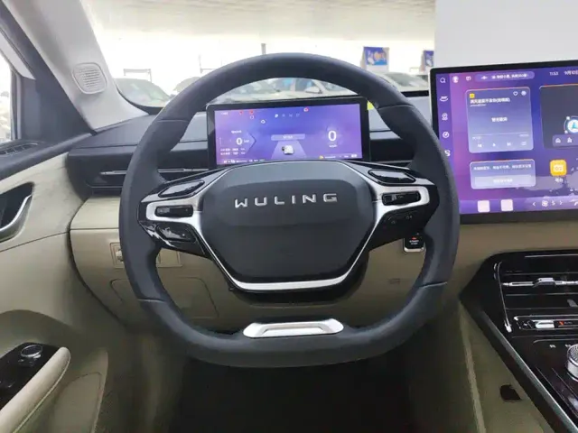 Wuling Starlight — Фото автомобиля 15
