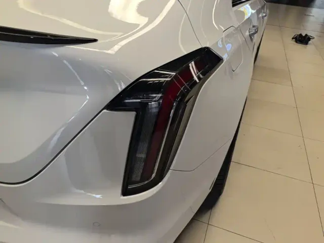 Cadillac CT4 — Фото автомобиля 7